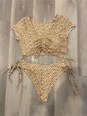 ZAFUL Yellow Black Print Bikini Swimsuit Set Cheeky Bottoms Short Sleeve Top L